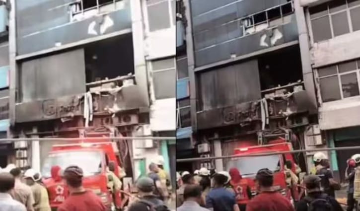 ইন্দোনেশিয়ায় সাত তলা ভবনে আগুন, নিহত ২০