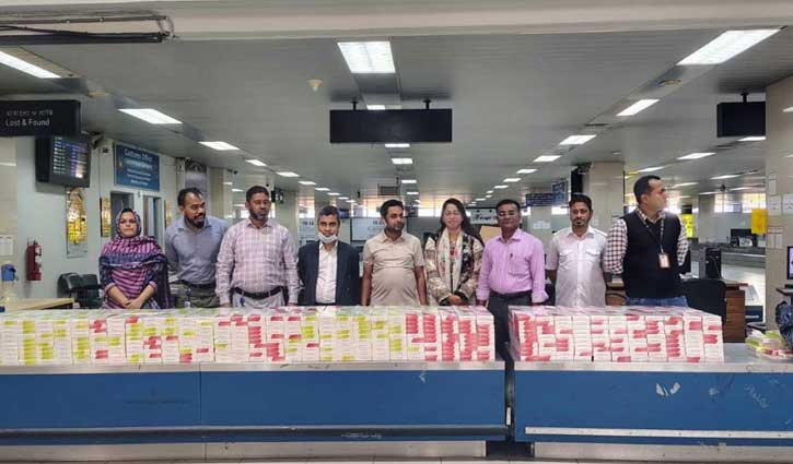 চট্টগ্রামে বিমানবন্দরে ৯০ লাখ টাকার সিগারেট উদ্ধার 