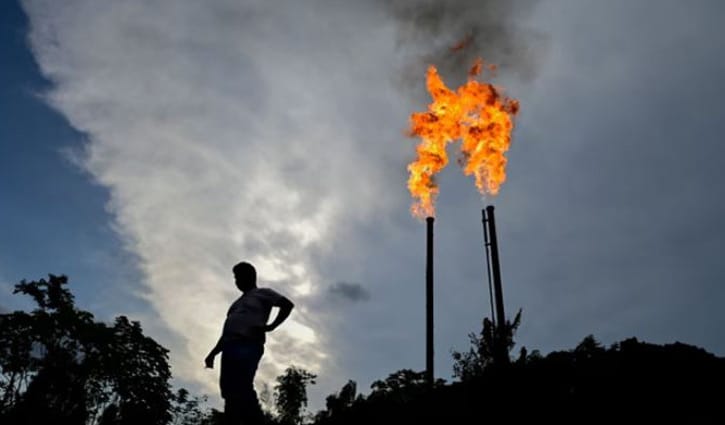 বিশ্বজুড়ে জীবাশ্ম জ্বালানি প্রকল্পগুলো ২০০ কোটি মানুষের স্বাস্থ্যের জন্য হুমকি