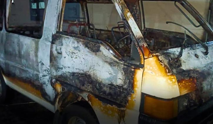 সিলেটে মধ্যরাতে অ্যাম্বুলেন্স ও বাসে আগুন