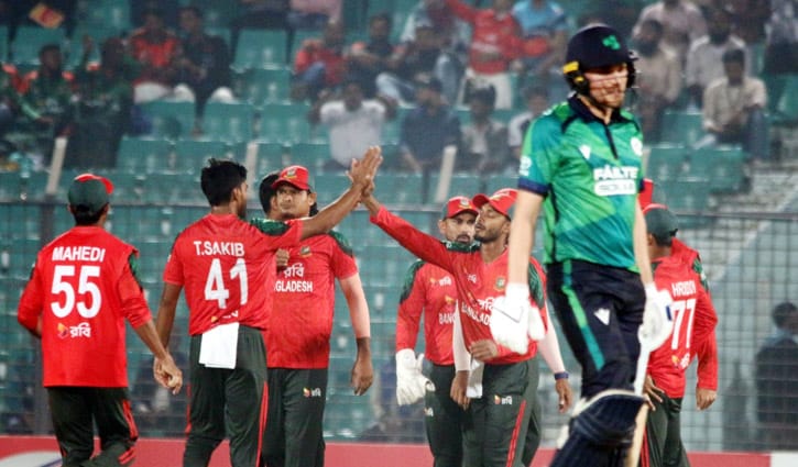 টেক্টর-টাকারের ব্যাটে বাংলাদেশকে লড়াকু টার্গেট ছুড়ল আয়ারল্যান্ড