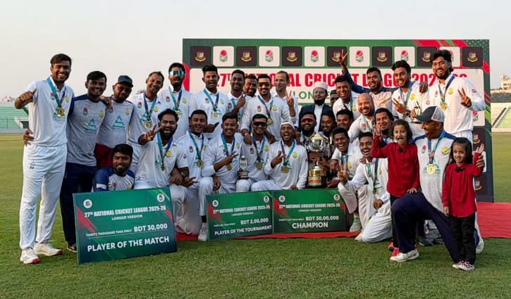 টি-টোয়েন্টির পর প্রথম শ্রেণির ক্রিকেটেও চ‌্যাম্পিয়ন রংপুর