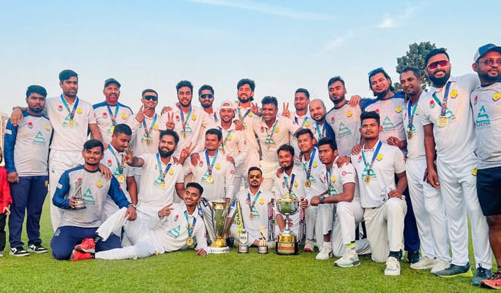 শিরোপা উদযাপনে বগুড়ায় থেকে গিয়েছিলেন আকবররা