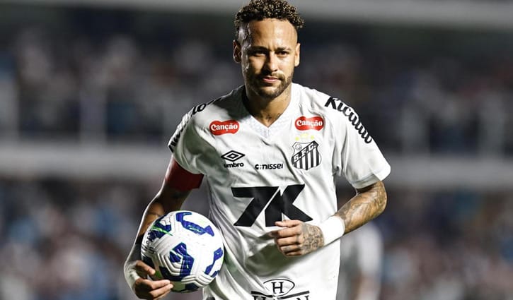 নেইমারের ‘ডাবল সেঞ্চুরি’