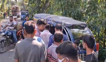 অটোরিকশার মোটরে ওড়না পেঁচিয়ে মাথা বিচ্ছিন্ন হয়ে নারীর মৃত্যু