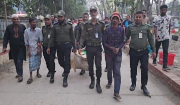 শরীয়তপুরে ওষুধ পাচারের সময় সদর হাসপাতালের ২ কর্মী আটক