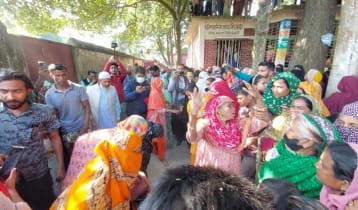 বগুড়ায় গলা কাটা ২ শিশু ও তাদের মায়ের মরদেহ উদ্ধার