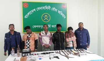 কেশবপুরে পিস্তল-গুলি-মাদকসহ গ্রেপ্তার ৪