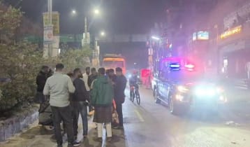 মানিকগঞ্জে এক ঘণ্টায় ৪ ককটেল বিস্ফোরণ, আহত ২