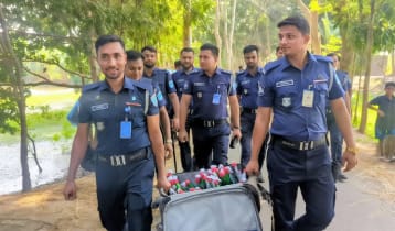 ফরিদপুরের ভাঙ্গায় ৩২টি পেট্রোল বোমা উদ্ধার