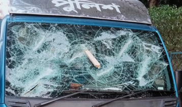 ঝিনাইদহে পুলিশের গাড়ি ভাঙচুরের ঘটনায় মামলা, গ্রেপ্তার ৫