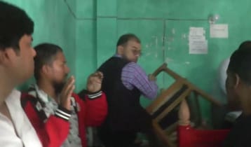 সাভারে সেটেলমেন্ট কার্যালয়ে সাংবাদিকদের ওপর হামলার অভিযোগ