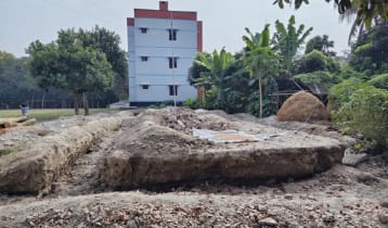 বিদ্যালয়ের টিনশেড ঘর বিক্রির অভিযোগ প্রধান শিক্ষকের বিরুদ্ধে