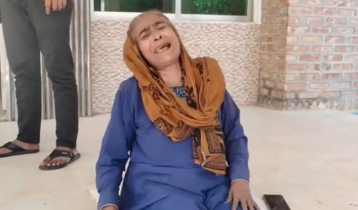 মোটরসাইকেলে ধাক্কা দেওয়ায় অটোচালককে পিটিয়ে হত্যা 