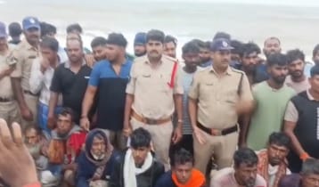 ভারতে দুটি ট্রলারসহ ২৮ বাংলাদেশি জেলে আটক