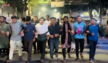 সাকিবুল হত্যার বিচার দাবিতে জবি শিক্ষার্থীদের বিক্ষোভ সাকিবুল হত্যার বিচার দাবিতে জবি শিক্ষার্থীদের বিক্ষোভ