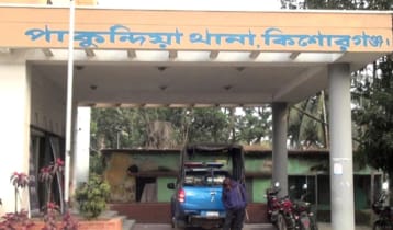 কিশোরগঞ্জে ঘরের ভিতর নারীকে গলা কেটে হত্যা