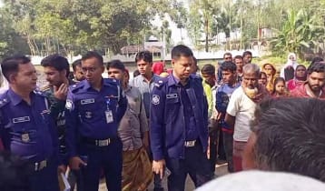 বিদ্যালয়ে যাওয়ার সময় ট্রাকের ধাক্কায় শিক্ষিকার মৃত্যু