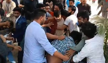 গবিতে ধর্ষণ-র‍্যাগিংকাণ্ডের উত্তপ্ত পরিস্থিতির মধ্যেই শিক্ষার্থীকে মারধর