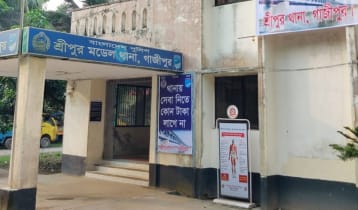 মোটরসাইকেল থেকে ছিটকে পড়া সিফাতকে পিষে দেয় ট্রাক