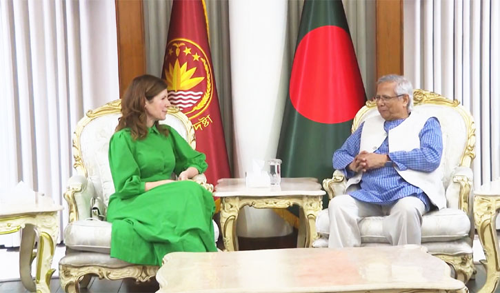 আওয়ামী লীগ নির্বাচনে অংশ নিতে পারবে না: প্রধান ‍উপদেষ্টা