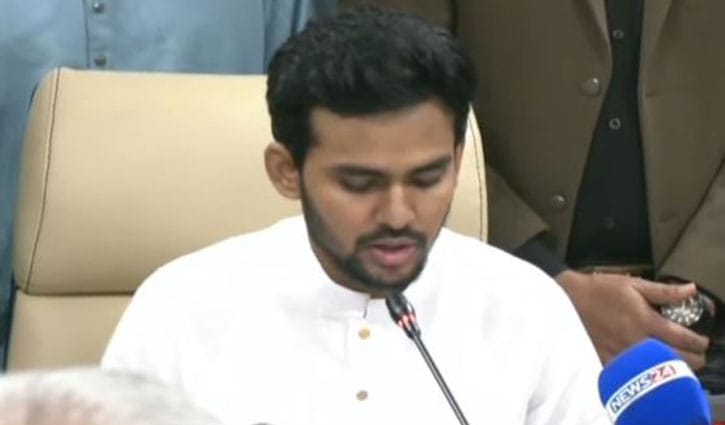 নির্বাচন করব, তবে পদত্যাগের বিষয়ে এই মুহূর্তে কিছু বলতে পারব না