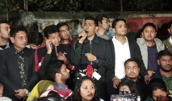 তফসিলকে স্বাগত জানিয়ে ঢাবি ছাত্রদলের আনন্দ মিছিল