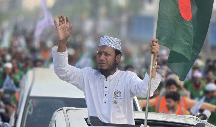 ৬ হাজার মোটরসাইকেল নিয়ে আমির হামজার শোভাযাত্রা