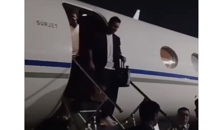 কলকাতায় মহাতারকা মেসির আগমন, ভাঙল উচ্ছ্বাসের বাঁধ