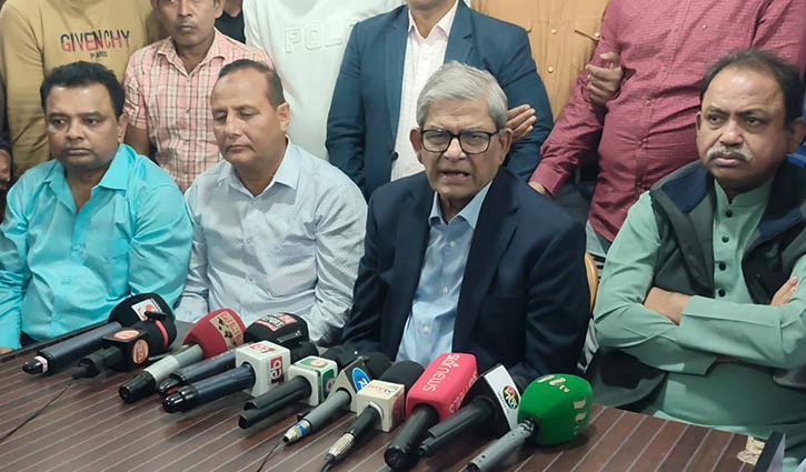 বাউল সমর্থকদের হামলার নিন্দা এবং করাইলে অগ্নিকাণ্ডে ক্ষতিপূরণ চাইলেন ফখরুল