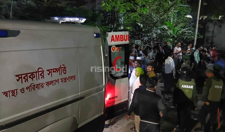 ঢাকা মেডিকেল থেকে এভারকেয়ারে নেওয়া হচ্ছে হাদিকে