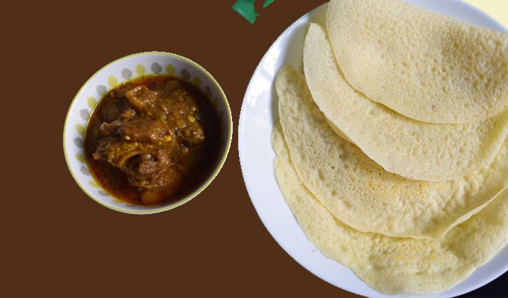 নোয়াখালির জনপ্রিয় খাবার ‘খোলাজালি পিঠা’ 