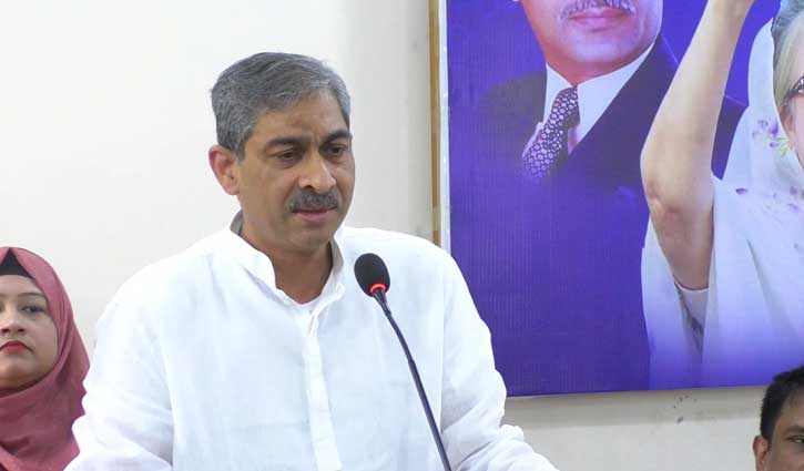 একটি দল বেহেশতের সার্টিফিকেটও বিলিয়ে দিচ্ছে: এ্যানী