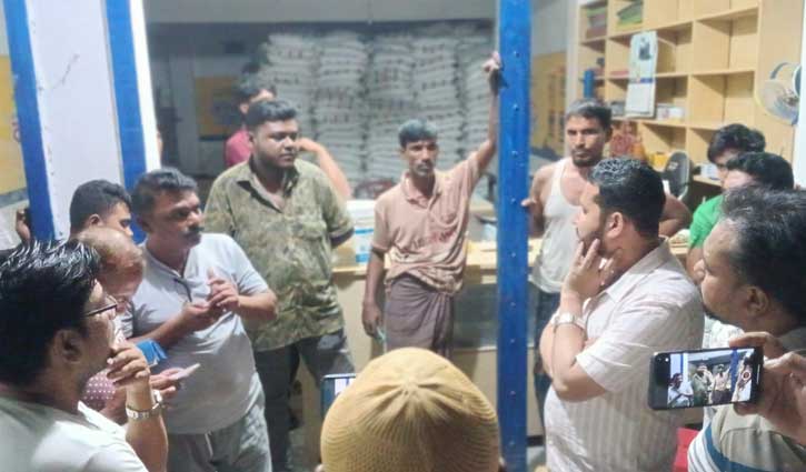 মেহেরপুরে ২ কোটি টাকার সারের মালিক নিয়ে ধুম্রজাল