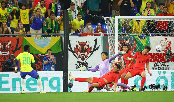 দক্ষিণ কোরিয়ার জালে ব্রাজিলের ৫ গোল