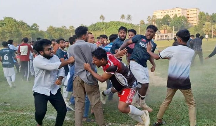 কুবিতে ফুটবল খেলাকে কেন্দ্র করে সংঘর্ষ, আহত ২ 