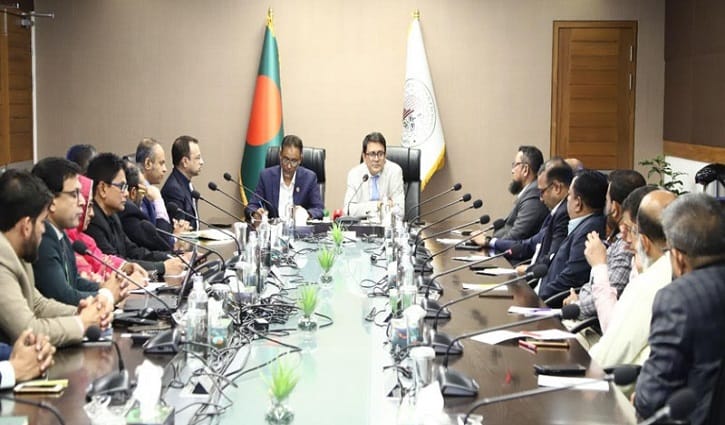 পুঁজিবাজারে বিনিয়োগ সম্ভাবনা নিয়ে ডিএসই-বিসিএমইএর বৈঠক