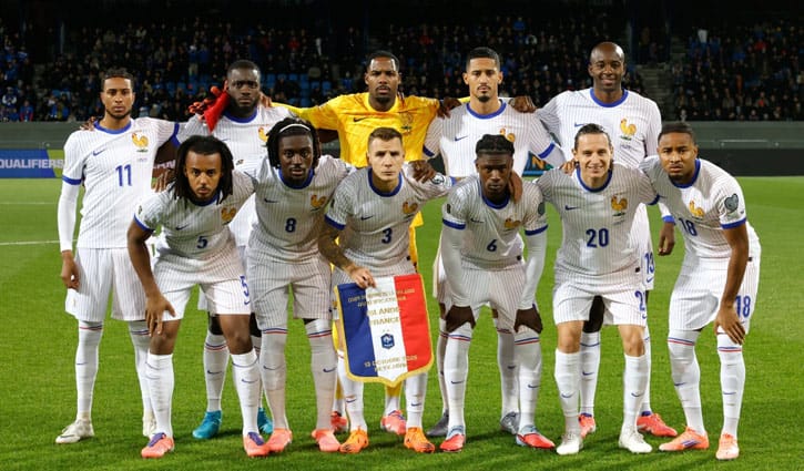 বিশ্বকাপ বাছাইয়ে ফ্রান্স দলে ফিরলেন এন’গোলো কান্তে