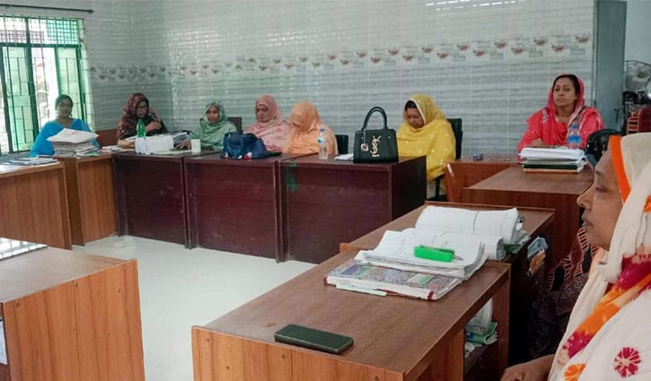 গাইবান্ধায় প্রাথমিক বিদ্যালয়ের শিক্ষকদের কর্মবিরতি, পাঠদান ব্যাহত