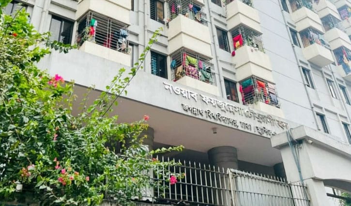 জবির ছাত্রী হলে ‘প্রভোস্টের ছাত্রী’ ত্রাস