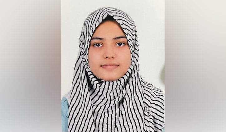 এইচএসসিতে মাদারীপুর জেলায় প্রথম মাইমুনা