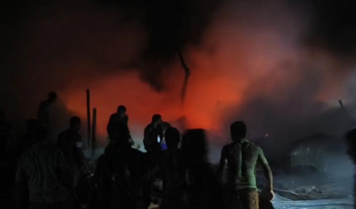 বৃষ্টির পানিতে নিভল মহালছড়ির ভয়াবহ আগুন