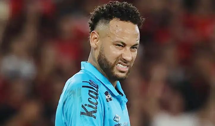 সতীর্থদের অবহেলায় হতভম্ব নেইমার