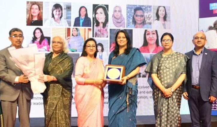 ‘নারীর স্বাস্থ্য ও ক্ষমতায়ন নিশ্চিতেই টেকসই উন্নয়ন সম্ভব’