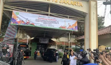 ইন্দোনেশিয়ায় মসজিদে বিস্ফোরণ, আহত ৫৪ ইন্দোনেশিয়ায় মসজিদে বিস্ফোরণ, আহত ৫৪