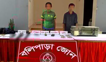 বান্দরবানে অস্ত্রসহ ২ ব্যক্তি গ্রেপ্তার