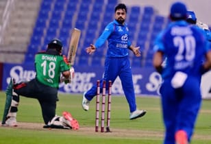 হার বরণ করে সর্বনাশ