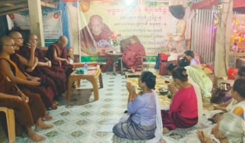 বৌদ্ধ ধর্মালম্বীদের কঠিন চীবর দান উৎসব শুরু