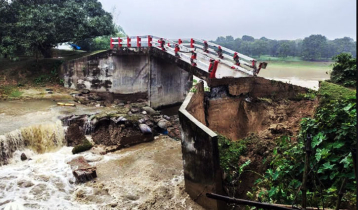 চাঁপাইনবাবগঞ্জে স্মরণকালের ভারি বৃষ্টি