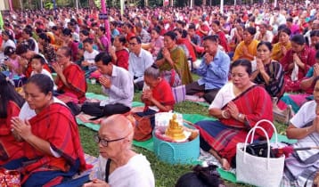 খাগড়াছড়িতে চলছে বৌদ্ধ ধর্মালম্বীদের মাসব্যাপী কঠিন চীবর দান